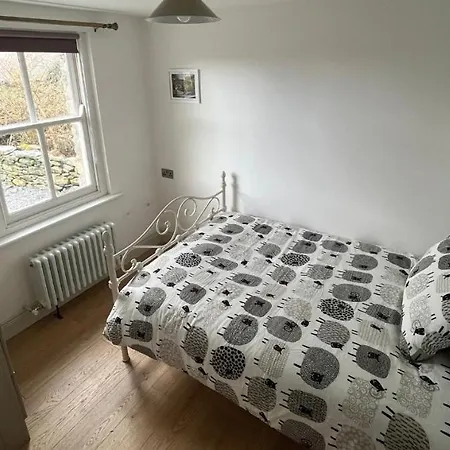 Newly Renovated Stone Located 2.5 Miles From Killarney Town בית נופש *